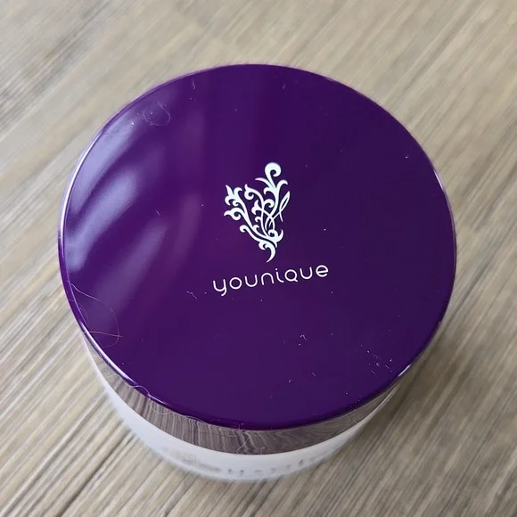 Younique NIB You·ology Exfoliating Mask 1.7 Oz Jar - Picture 8 of 10